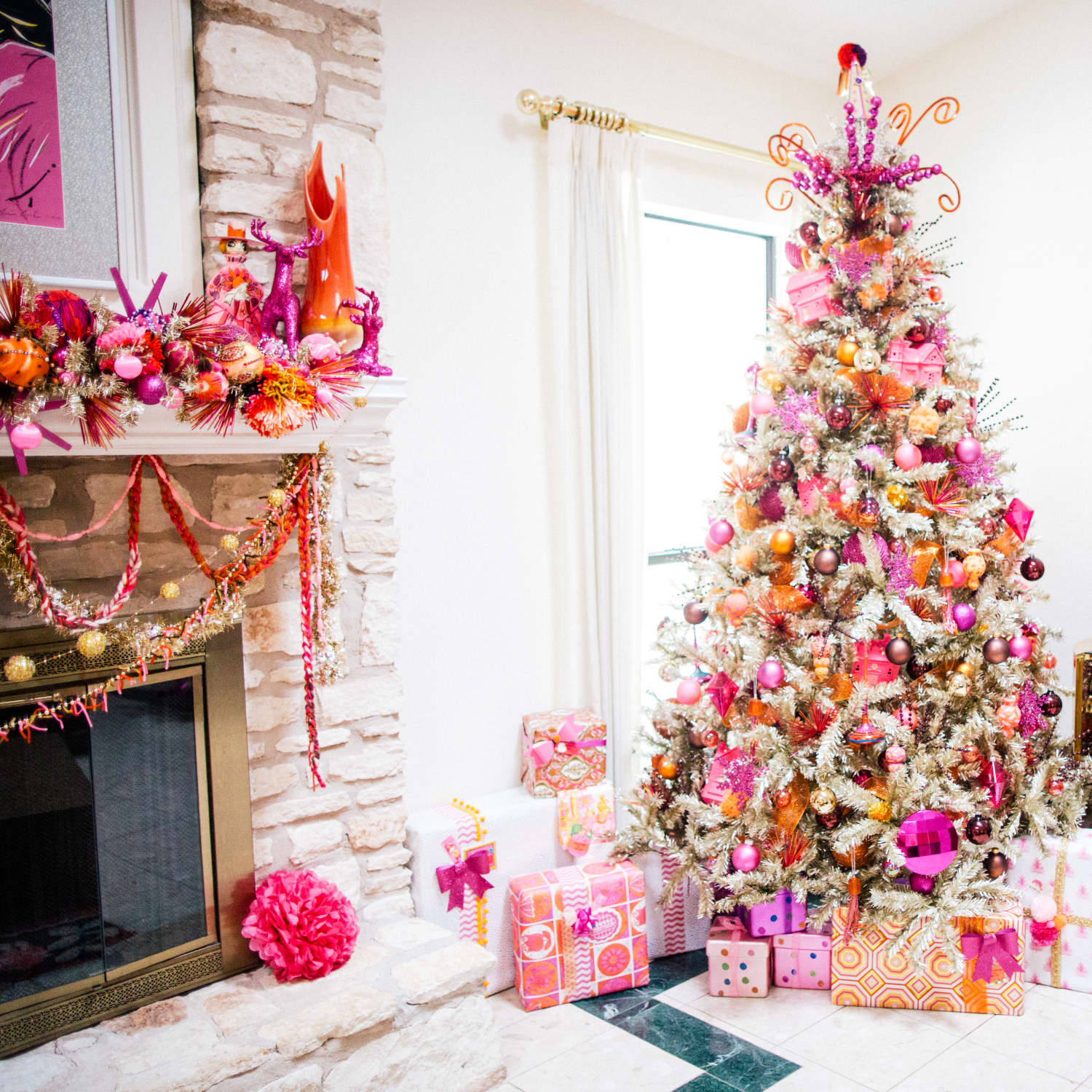 Christmas tree sales themes